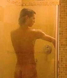 behind the glass of the shower 5bdb3b4cd727f.jpeg