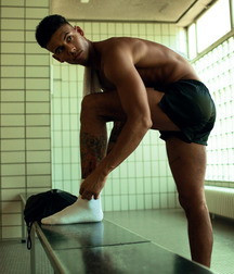 the boys in the locker room 5be1c34b1dc07.jpg