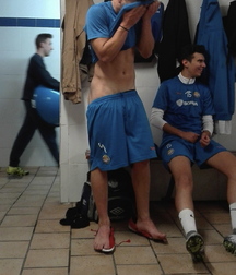 the boys in the locker room 5be1c362ea84d.jpg