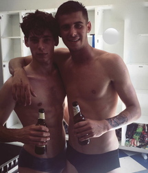 the boys in the locker room 5be1c376d2c1e.jpg