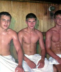 straight european boys in sauna 5be2aefd4a7cc.jpg