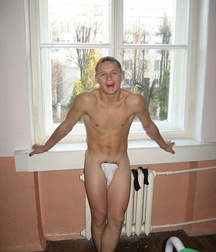 shy guys (but not too much) 5be825a34b3bd.jpg