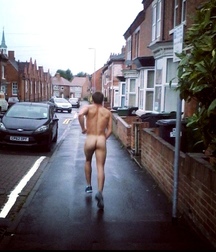 boys running naked 5beda3351e3e1.jpg