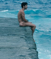 naked in the water 5bef01dfb43c1.jpg
