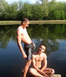 funny straight guys 5bf5c4cc7d6cf.jpg