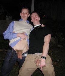 funny straight guys 5bf5c4dae648c.jpg