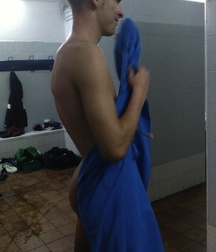 caught in the locker room 5bf8f28a9a33c.jpg