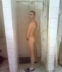 caught in the shower 5bfc31ff10e81.jpg