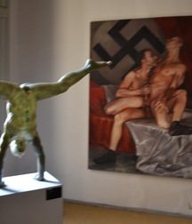 funny phallic symbols 5bfc328f404f1.jpg