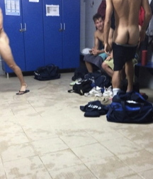 caught in the locker room 5bfd72d63ce7a.jpg