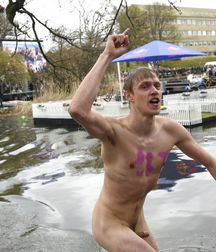 freely naked among the people 5c000d0d931f8.jpg