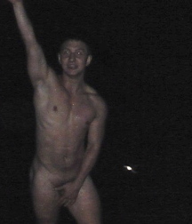 move that hand 5c000db7bd7eb.jpg