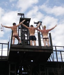 three gorgeous asses 5c000e2e788f4.jpg