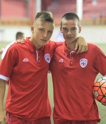 young soccer players 5c000e6a03653.jpg