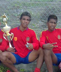 young soccer players 5c000e885eac6.jpg