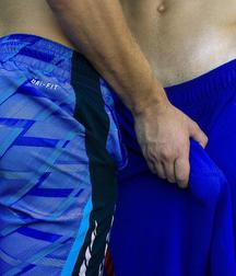 male intimate gestures 5c018e375ee96.jpg