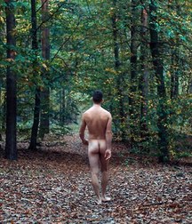 walking naked 5c03f72f6a753.jpg