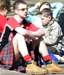 funny scottish boys 5c03f76ec487a.jpg