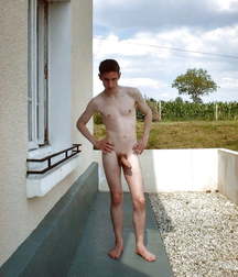 naked, free and beautiful 5c03f7afd2b99.jpg