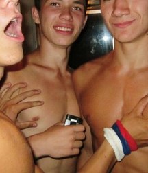 sensual games with friends 5c055c96b342b.jpg