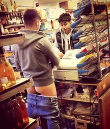 go shopping naked 5c055d0fdce3f.jpg