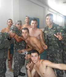 beautiful Latin soldiers 5c06ae4b3e0ef.jpg