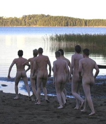 nudists on the beach 5c06aed74edf5.jpg