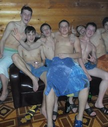 the boys' sauna 5c06af24c8472.jpg