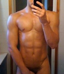 selfies without scandal 5c08338fefae1.jpg