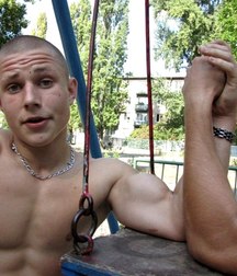 the chest is gorgeous 5c0bd6db77dfb.jpg