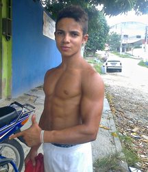 the chest is gorgeous 5c0bd6f31d0e6.jpg