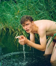 in fresh water 5c0e95b53d359.jpg