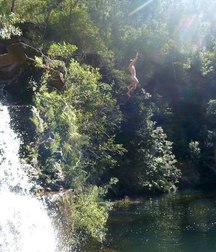 dive naked 5c16004f0d433.jpg