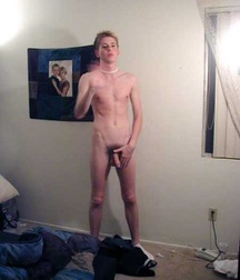 only naked 5c1bc0172025e.jpg