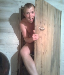 in the sauna with friends 5c1f5ced8ebb5.jpg