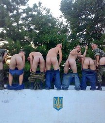 the boys show their ass 5c232aae7e426.jpg