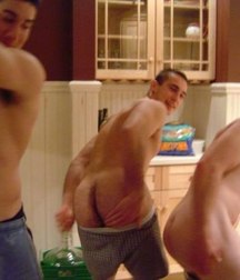 the boys show their ass 5c232ab272f64.jpg