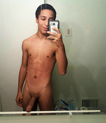 selfies  5c2901906738c.png