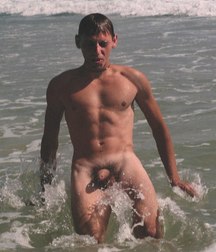 in water 5c2a4476546ad.jpg