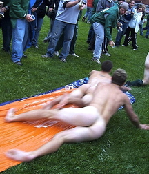 the funny ass of straight guys 5c2a459331e48.jpg