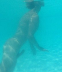 underwater photographs 5c31f8a0a4bea.jpg