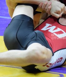 young wrestlers 5c34e65e6a5fa.jpg