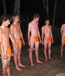 young  fun straight guys 5c34e6c966c9b.jpg