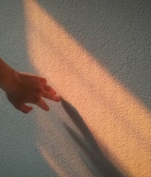 the sensual hand 5c34e78d8a3ad.jpg