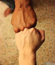 the sensual hand 5c34e79f8846a.jpg