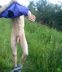 naked surrounded by nature 5c34e7c479c2e.jpg