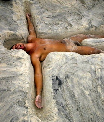 play with sand and snow 5c376530c5c7d.jpg