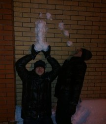 play with sand and snow 5c376534b119b.jpg