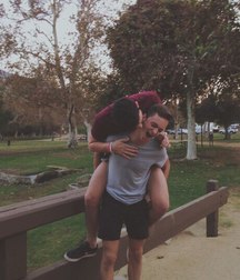 the kiss 5c38bdf958a96.jpg