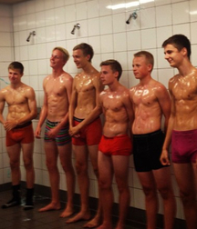 a look in the locker room 5c3df90c4c143.jpg